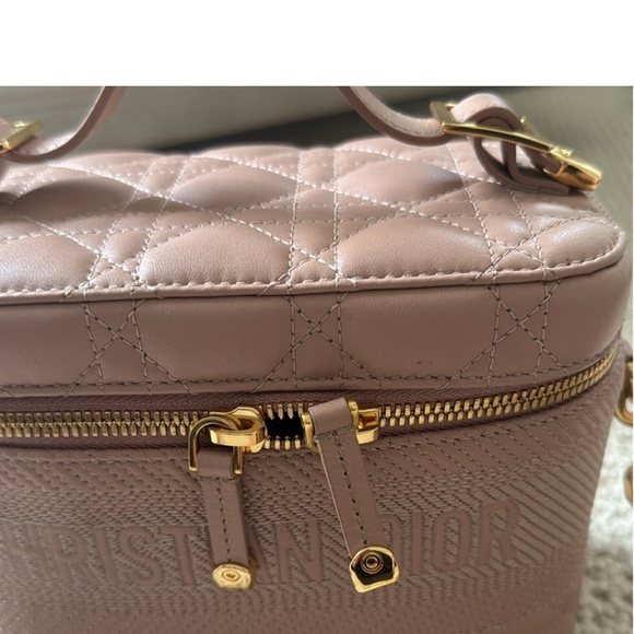 Dior authentic bag in excellent condition - Picture 9 of 16